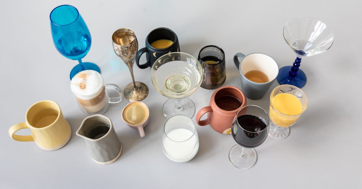 který zdůrazňuje různé kvality a cenové relace.