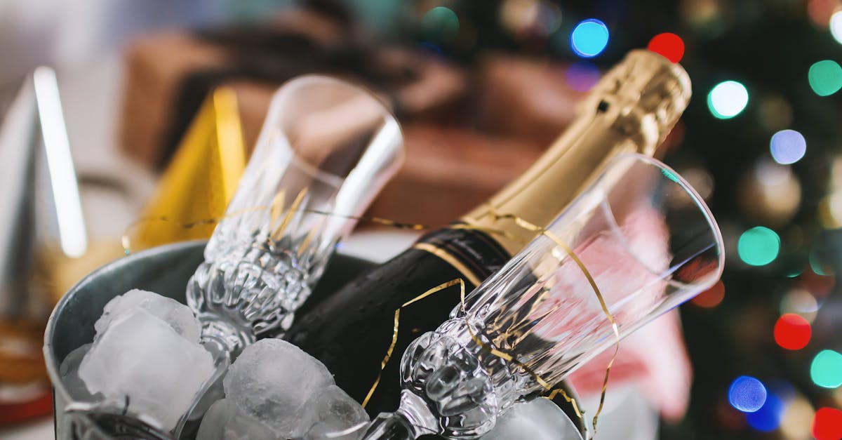 découvrez l'élégance et la finesse du champagne, ce vin effervescent emblématique de la france. apprenez-en plus sur ses cépages, ses méthodes de production et les meilleures occasions pour le déguster. laissez-vous séduire par l'art de vivre à la française avec une flûte de champagne à la main.