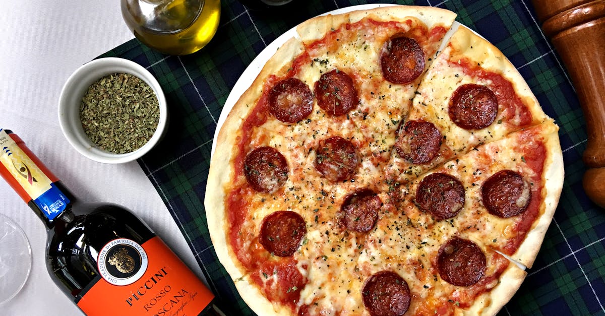 découvrez les caractéristiques uniques des vins de gaillac, une appellation viticole française prisée pour sa diversité aromatique et son savoir-faire traditionnel. explorez les cépages, les arômes typiques et les méthodes de vinification qui font de ces vins une expérience inoubliable pour les amateurs.