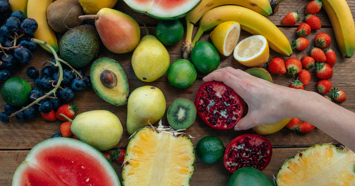 découvrez les variétés de raisins rouges de provence, leur histoire, leurs caractéristiques et les plaisirs qu'elles apportent à vos vins préférés. plongez dans l'univers viticole de cette région emblématique de france.