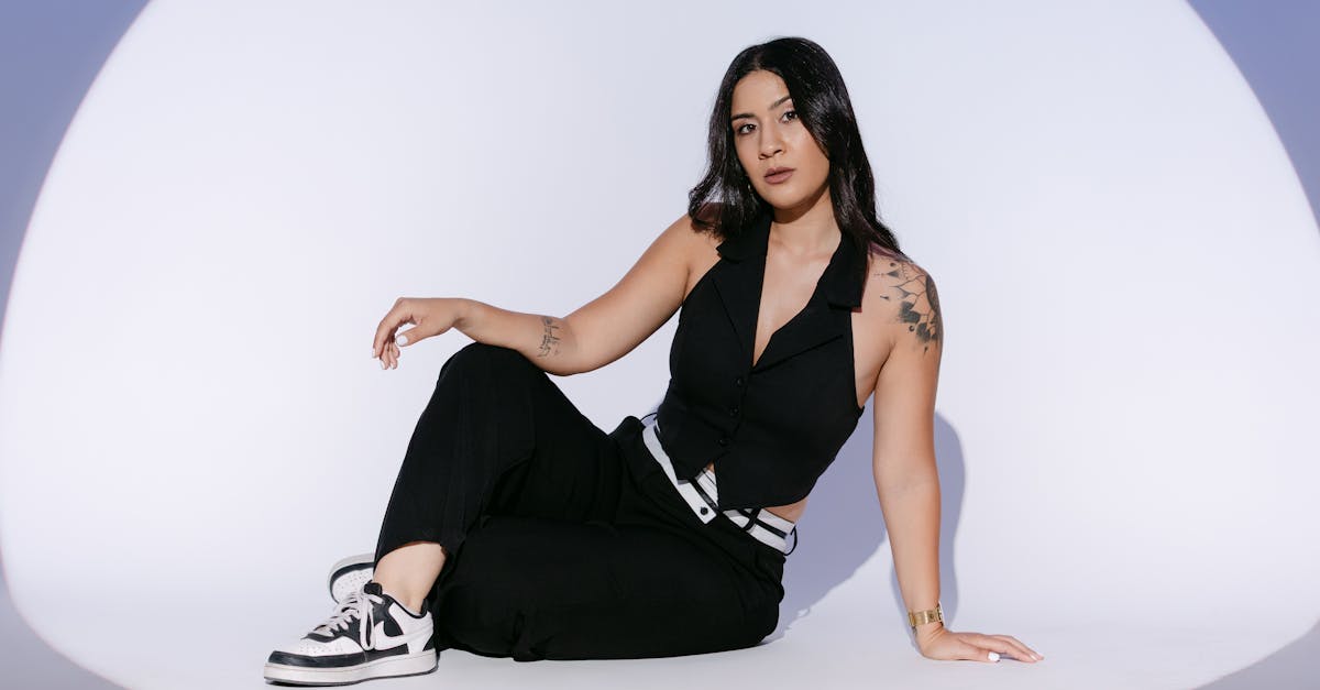 découvrez l'univers fascinant des femmes vigneronnes, passionnées et talentueuses, qui transforment la viticulture avec leur expertise et leur sensibilité. explorez leurs histoires inspirantes, leurs vins uniques et leur impact sur le monde du vin.