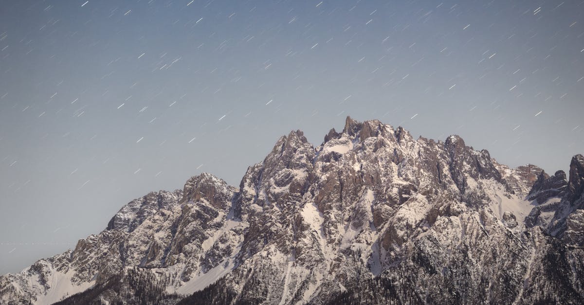 Khám phá nhạc rock & rượu vang: sự kết hợp hoàn hảo giữa các buổi hòa nhạc rock và những buổi thử rượu vang đặc sắc. Tận hưởng trải nghiệm giác quan độc đáo kết hợp âm nhạc và hương vị!