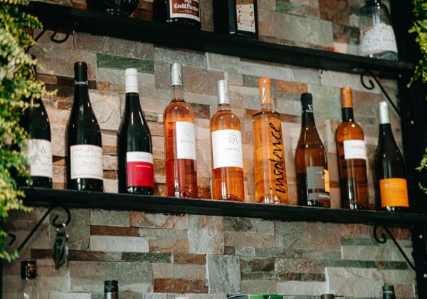 Vin blanc moelleux sucré : guide complet d'achat et accords mets-vins